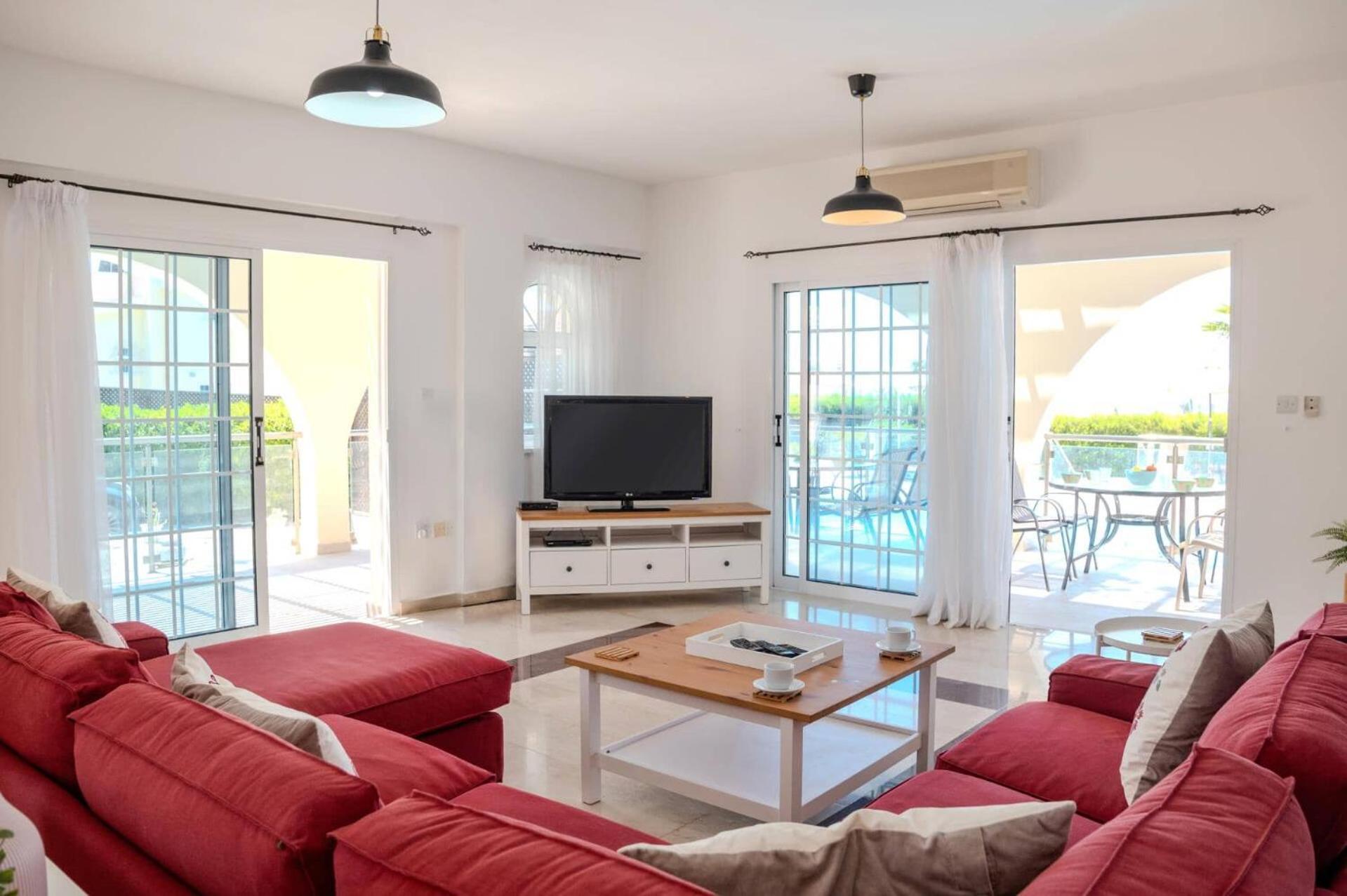 Villa Danae Coral Bay By Villa Plus Peyia Exterior photo